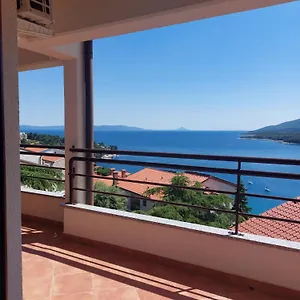 Apartment Sunshine West, Rabac