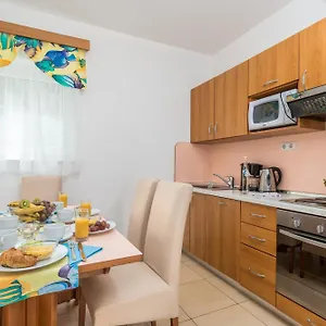  Apartment Villas Kampor Kroatien